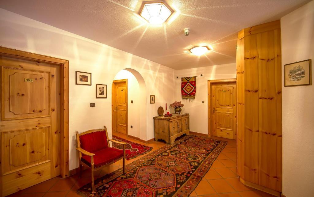 Gasthof Obermair Киенес Екстериор снимка